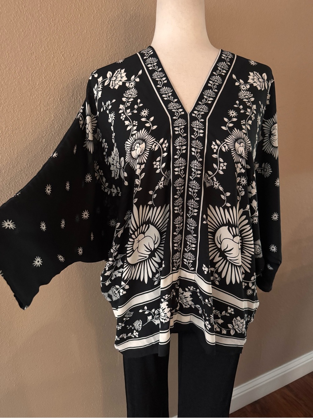 Rose & Olive Black and Cream Floral V-Neck Boho Blouse - Picture 7 of 8